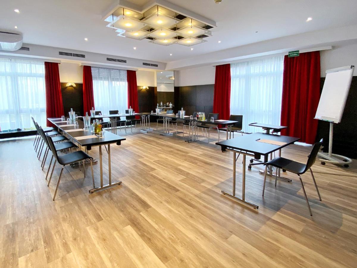 Dormero Hotel Duesseldorf Эркрат Экстерьер фото