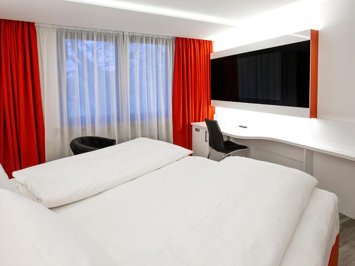 Dormero Hotel Duesseldorf Эркрат Экстерьер фото